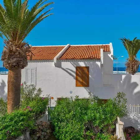 Lovely House In First Line Διαμέρισμα